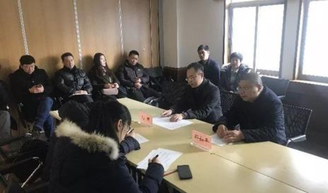 “史上最强虎爸：两个子女正国级，三个女婿正国级”
