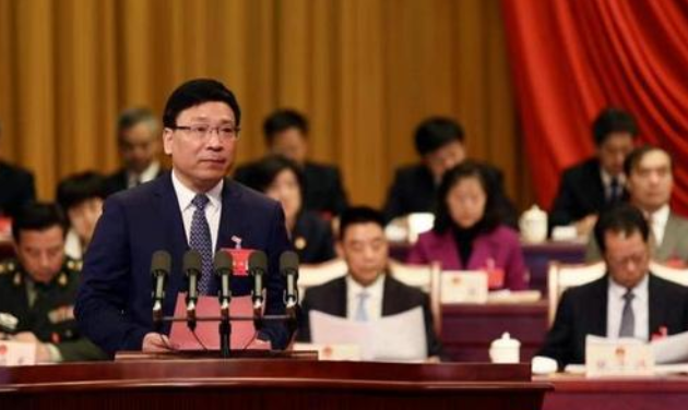“揭秘暴利“乳铁”蛋白 专家称不宜盲目给孩子补”