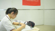 “这些小毛病会让宝宝越长越丑！可很多个长居然不知道！”